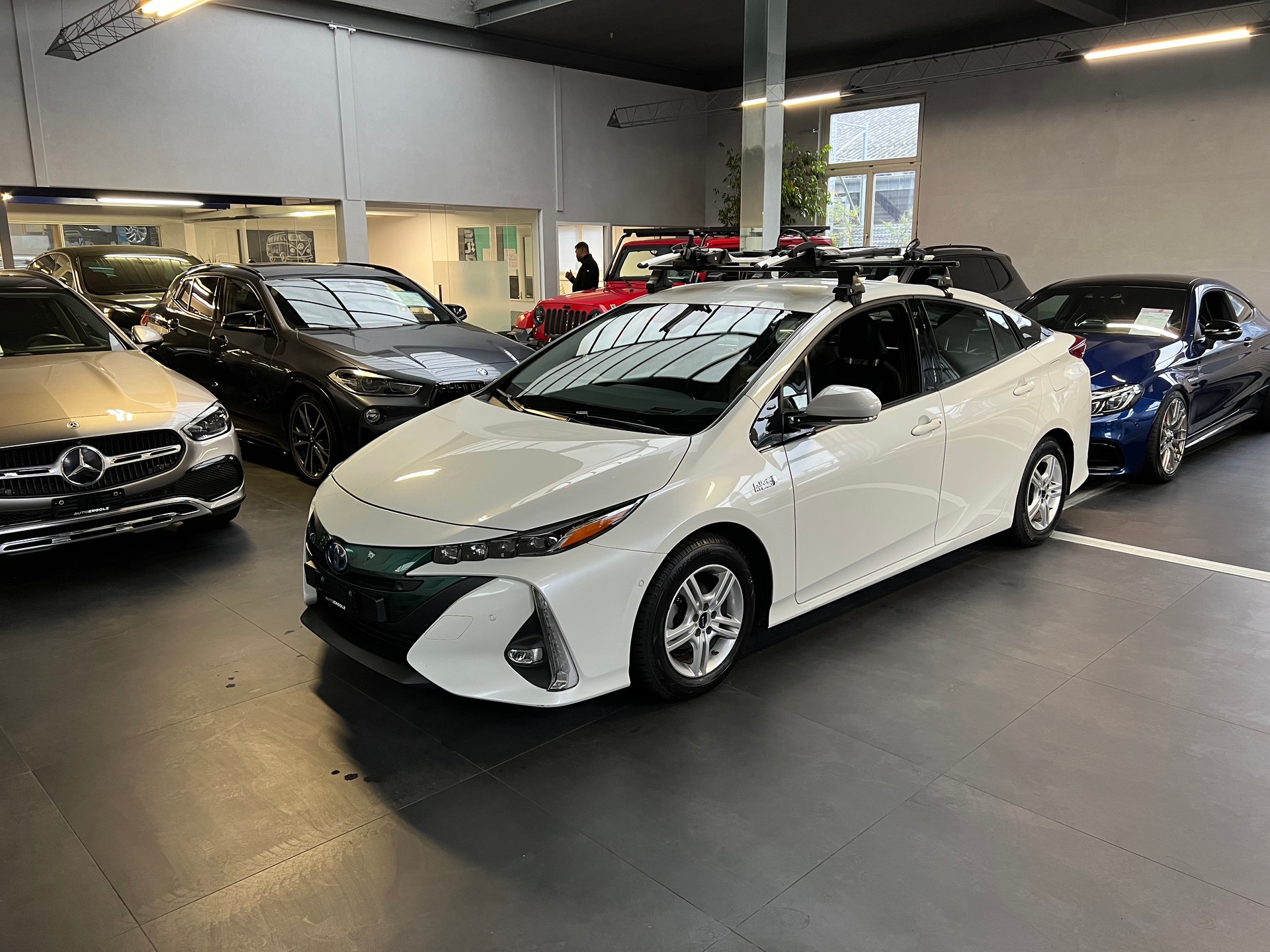 TOYOTA Prius 1.8 VVT-i Plug-in Hybrid Premium-image-0