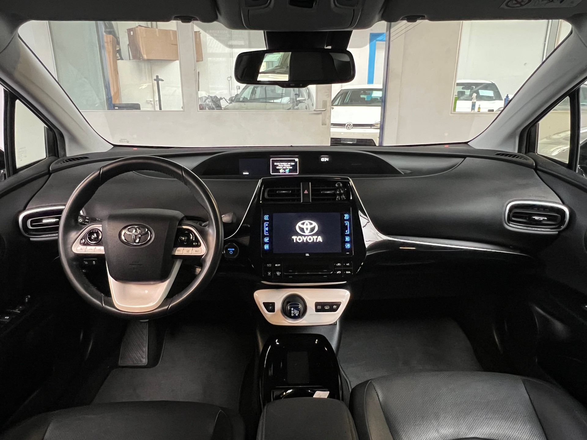 TOYOTA Prius 1.8 VVT-i Plug-in Hybrid Premium-image-5