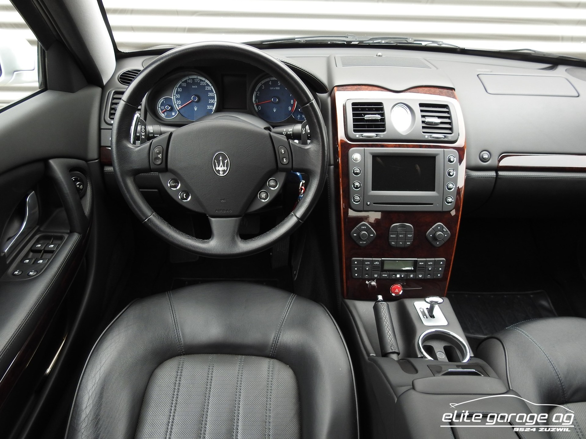 MASERATI Quattroporte 4.2-image-6