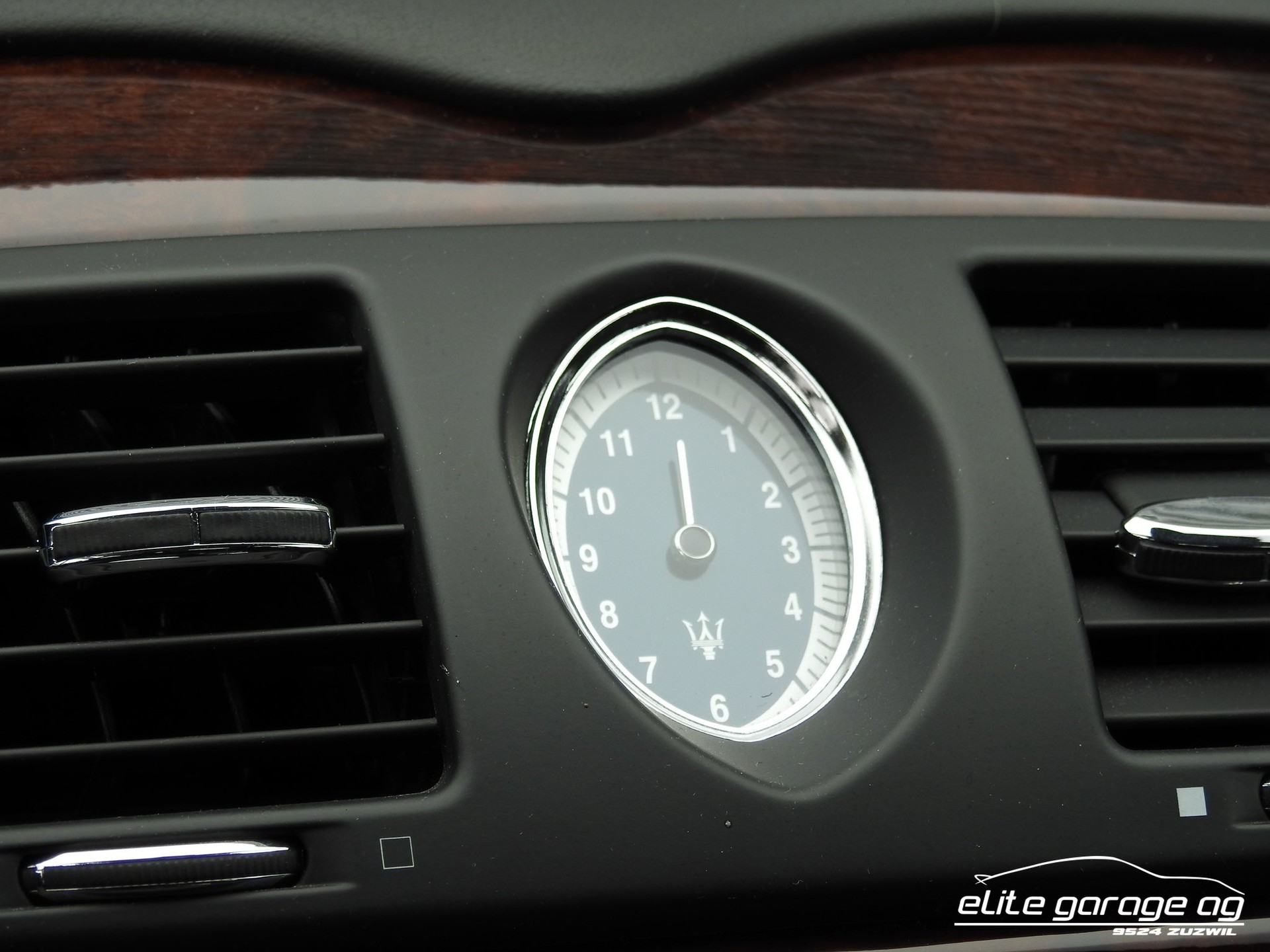 MASERATI Quattroporte 4.2-image-11