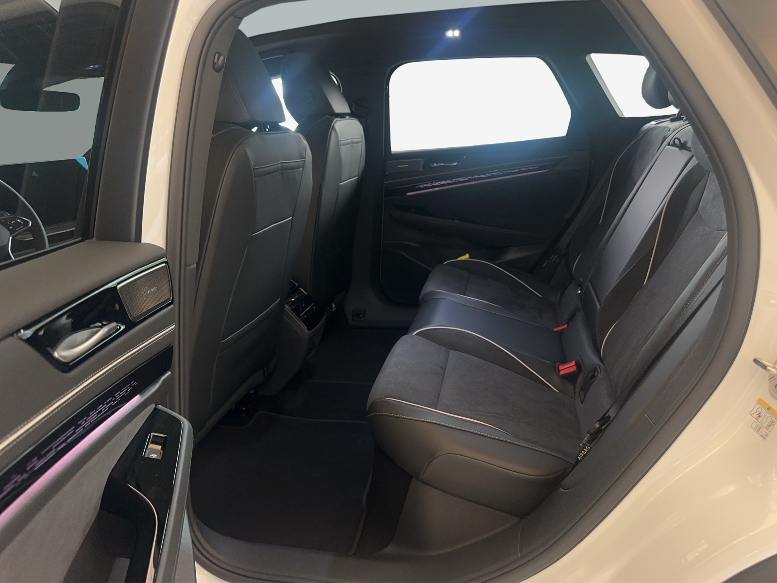 VW ID.7 Tourer Pro 77 kWh Pro-image-8