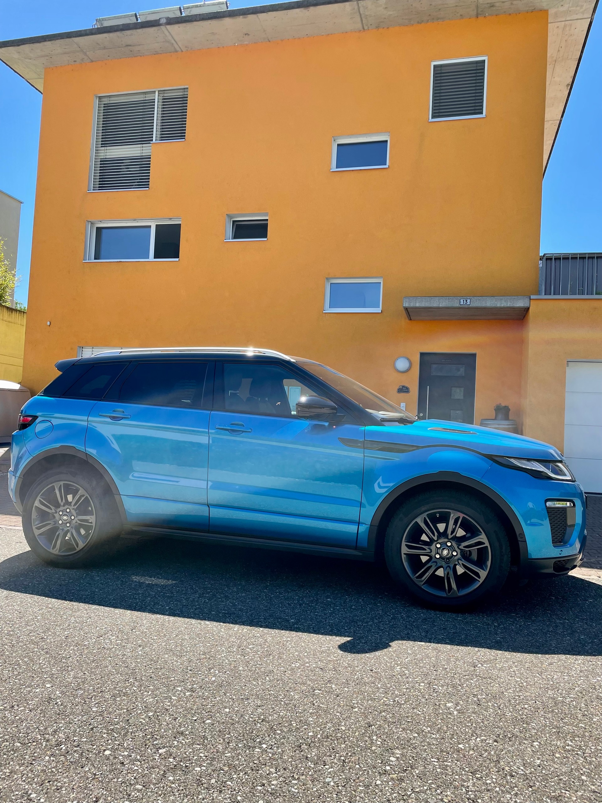 LAND ROVER Range Rover Evoque 2.0 TD4 Limited Edition Landmark HSE-image-8