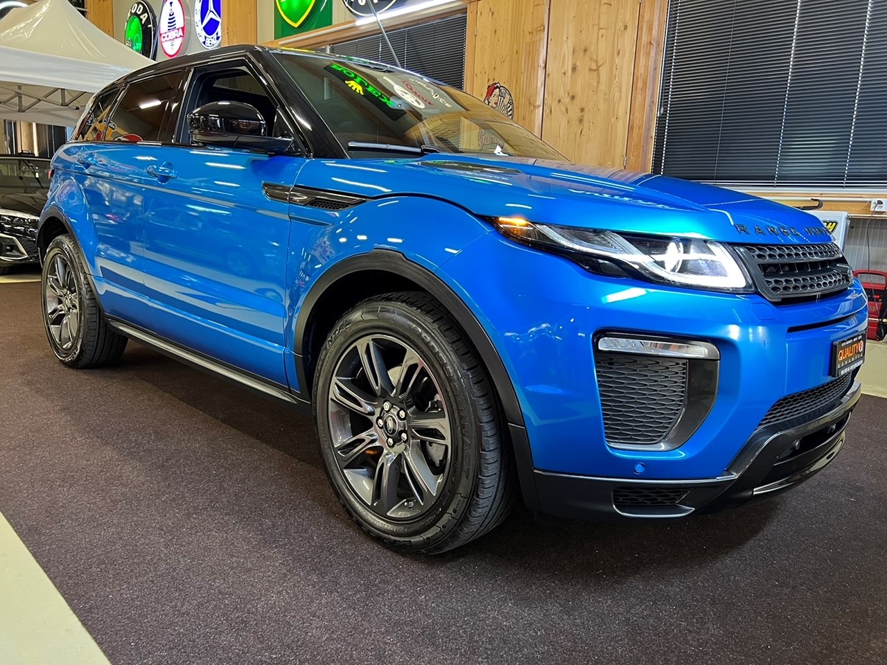 LAND ROVER Range Rover Evoque 2.0 TD4 Limited Edition Landmark HSE-image-11