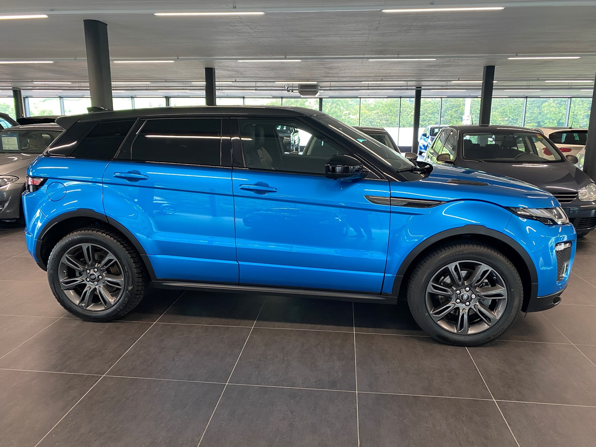 LAND ROVER Range Rover Evoque 2.0 TD4 Limited Edition Landmark HSE-image-7