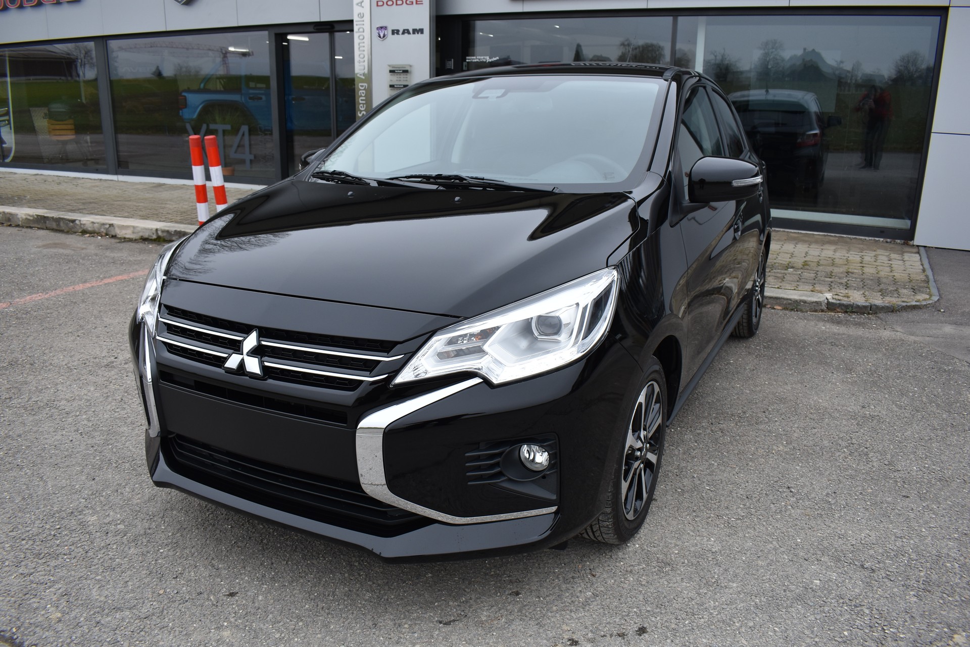 MITSUBISHI Space Star 1.2 CVT Intense+-image-1