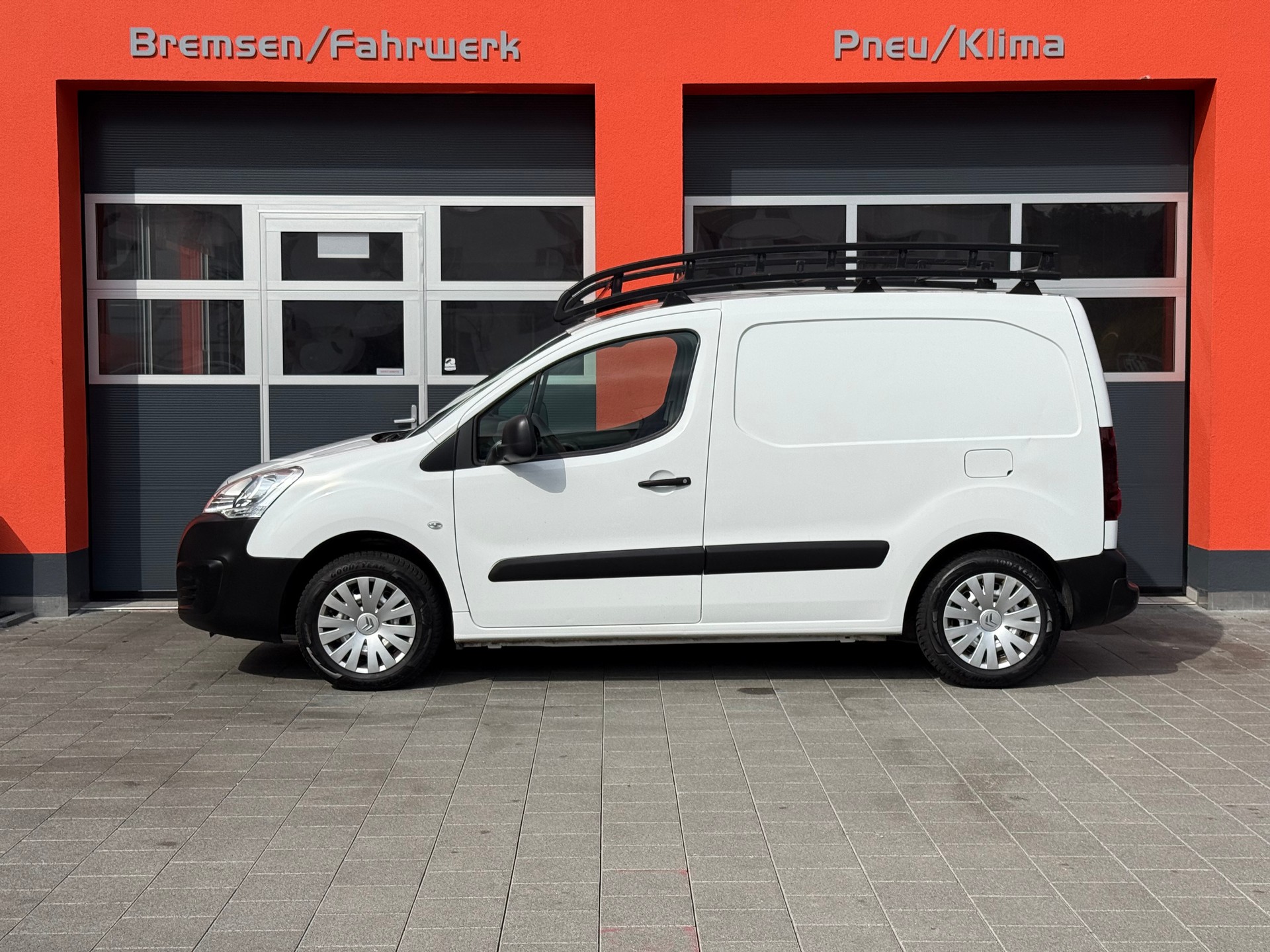 CITROEN Berlingo 1.6 VTi 98 Komfort-showroom-element-1
