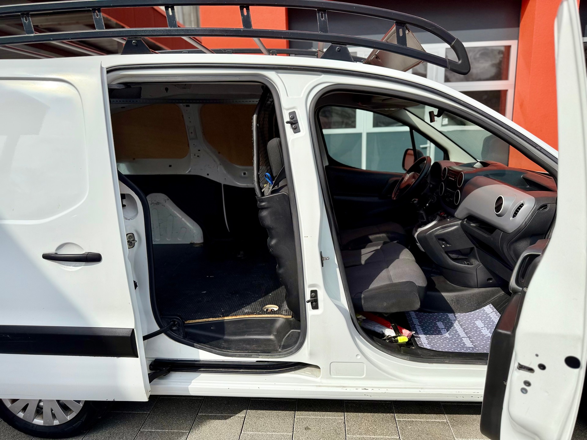 CITROEN Berlingo 1.6 VTi 98 Komfort-image-5