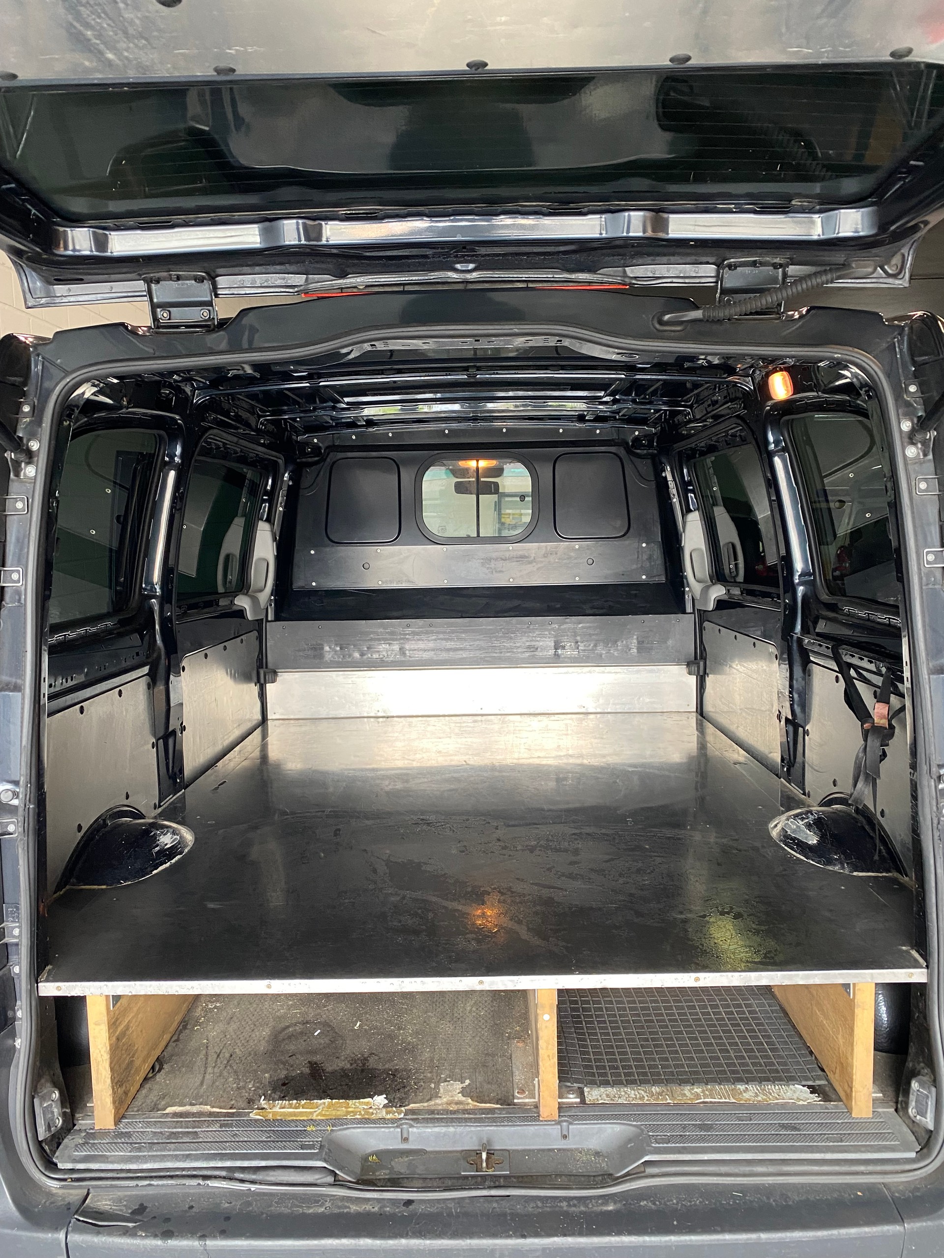 MERCEDES-BENZ Vito 119 Automat-image-14