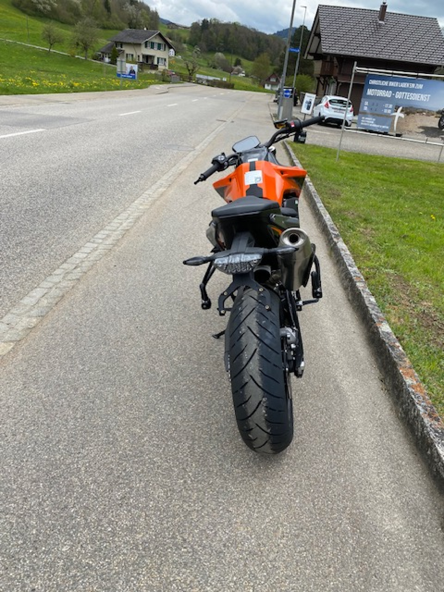 KTM 790 Duke-image-3