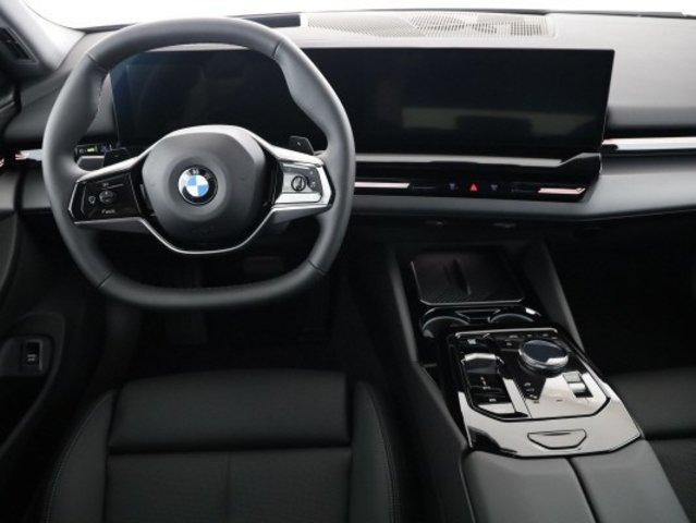 BMW 520d Touring-image-5