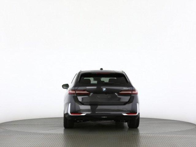 BMW 520d Touring-image-11
