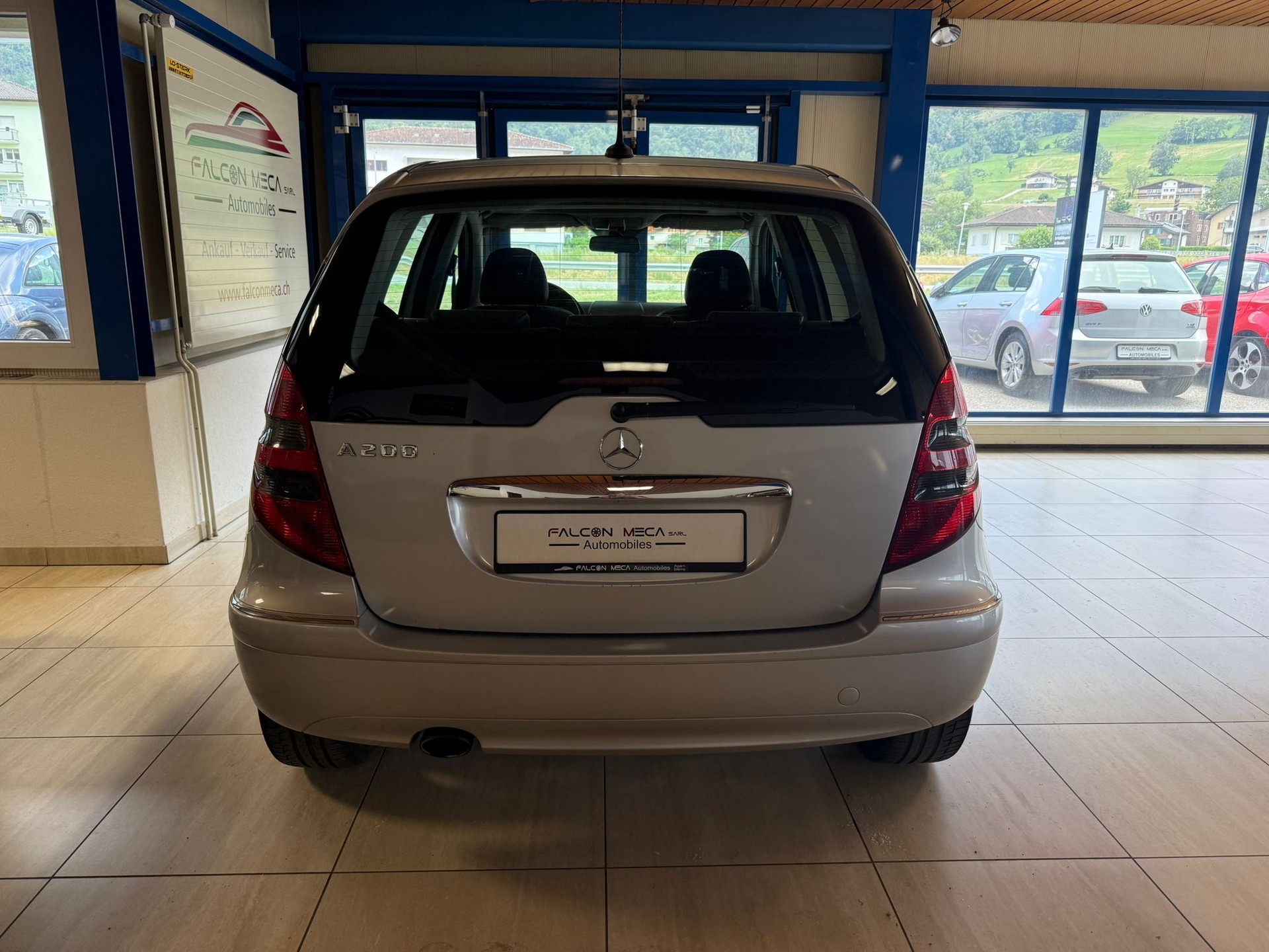 MERCEDES-BENZ A 200 Avantgarde-image-6