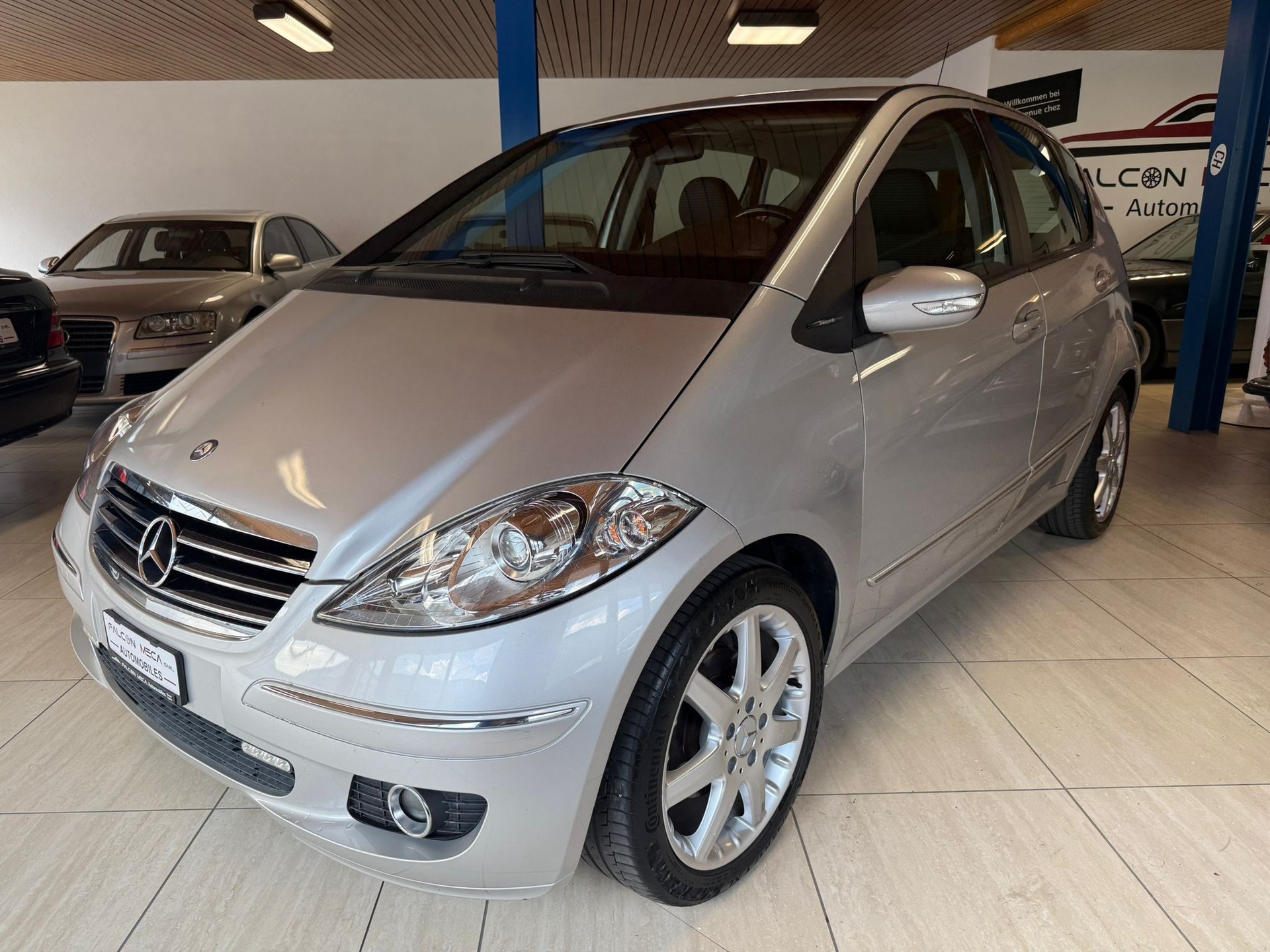 MERCEDES-BENZ A 200 Avantgarde-image-2