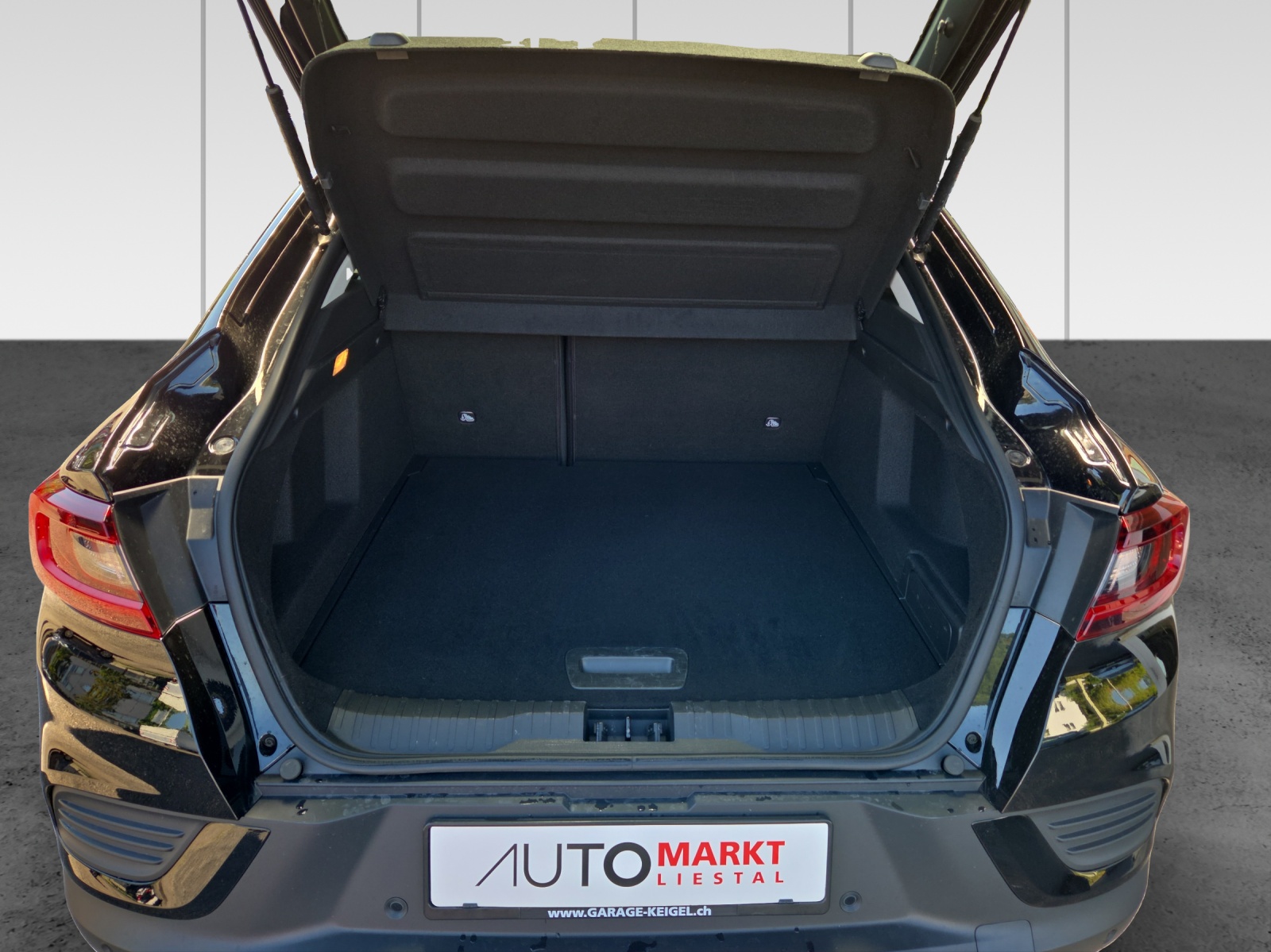 RENAULT Arkana 1.6 E-Tech Intens-image-11
