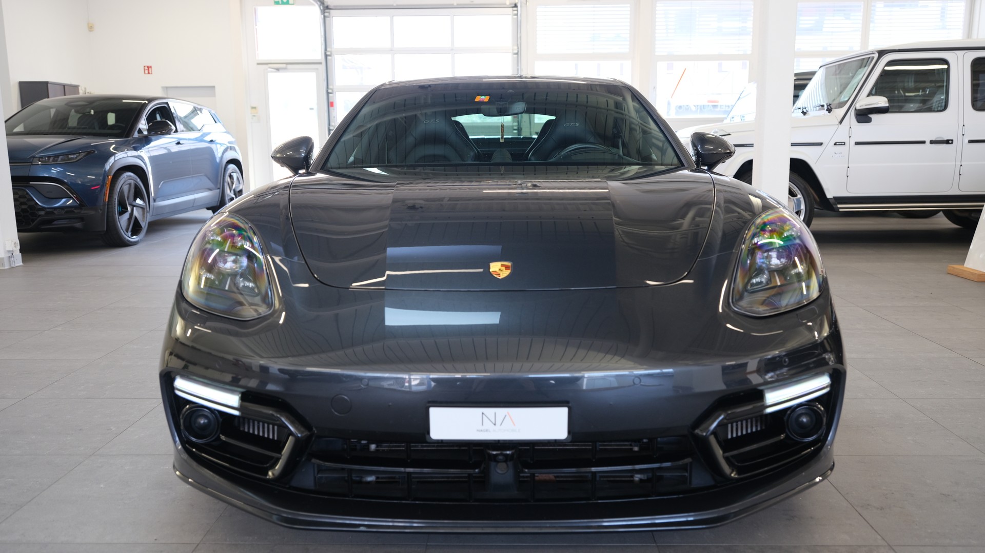 PORSCHE Panamera GTS PDK-image-2