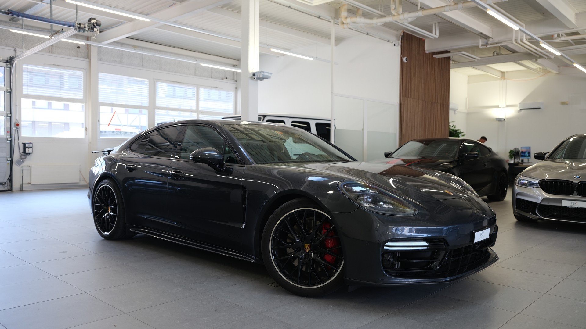 PORSCHE Panamera GTS PDK-image-0
