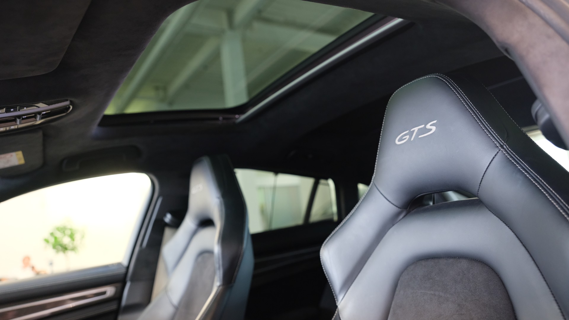 PORSCHE Panamera GTS PDK-image-18