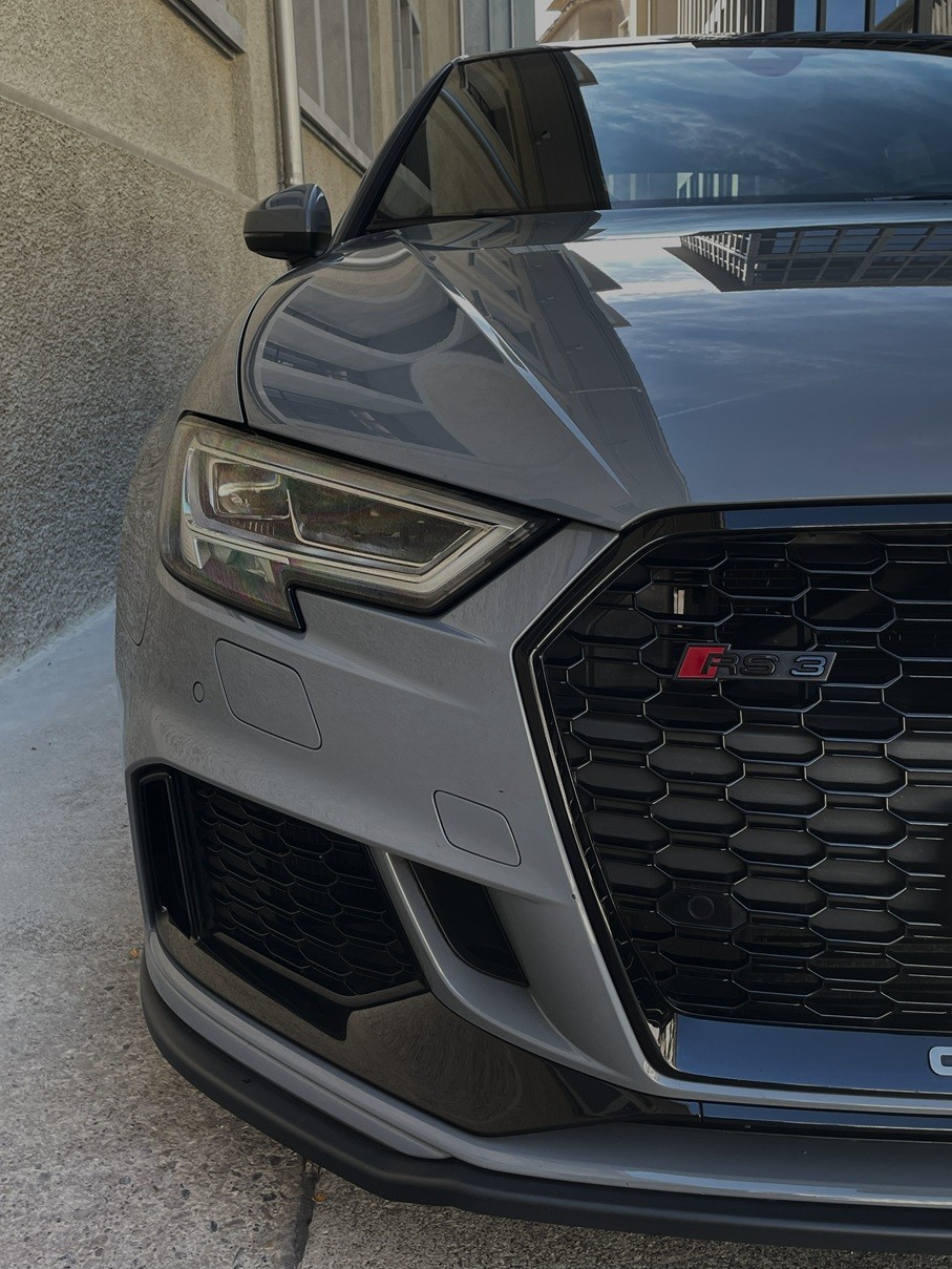 AUDI RS3 Sportback 2.5 TSI quattro S-tronic-image-17