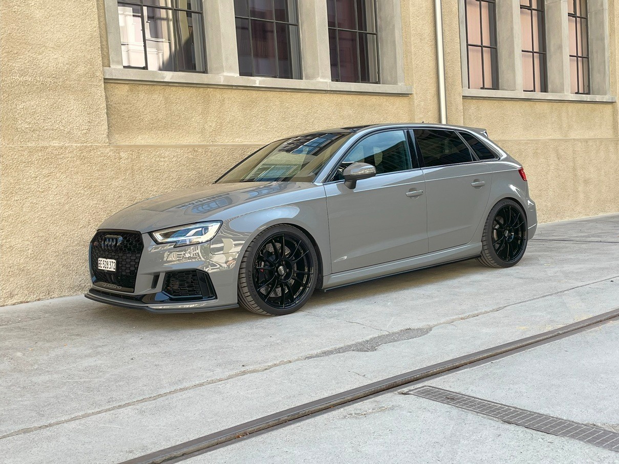 AUDI RS3 Sportback 2.5 TSI quattro S-tronic-image-1