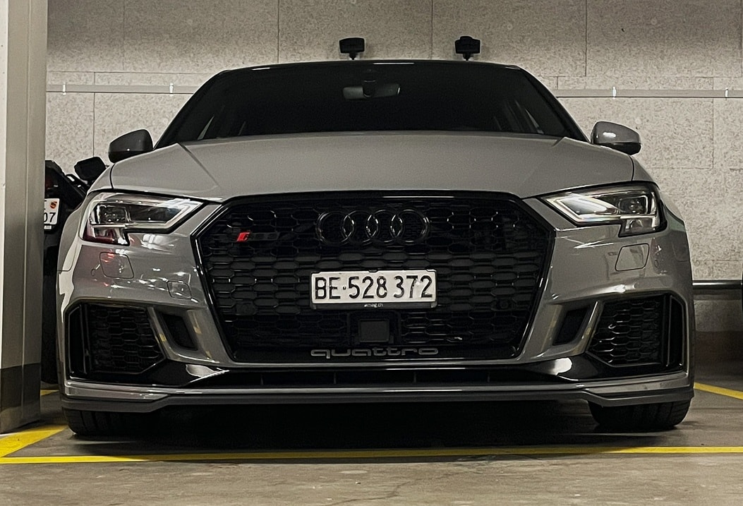AUDI RS3 Sportback 2.5 TSI quattro S-tronic-image-6