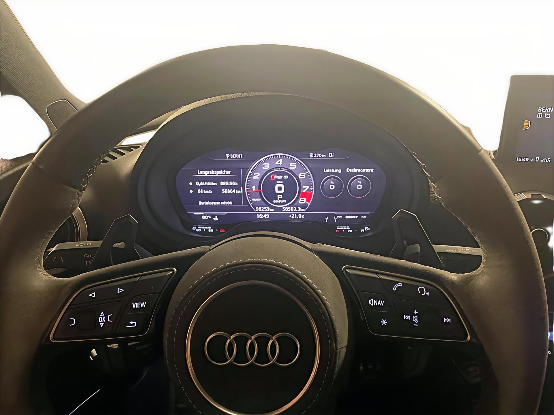 AUDI RS3 Sportback 2.5 TSI quattro S-tronic-image-19