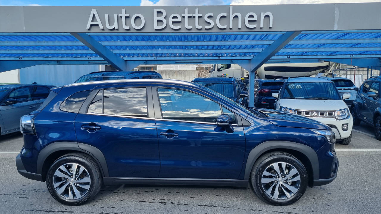 SUZUKI S-Cross 1.4 T Compact Top Hybrid 4x4 MY24-image-3