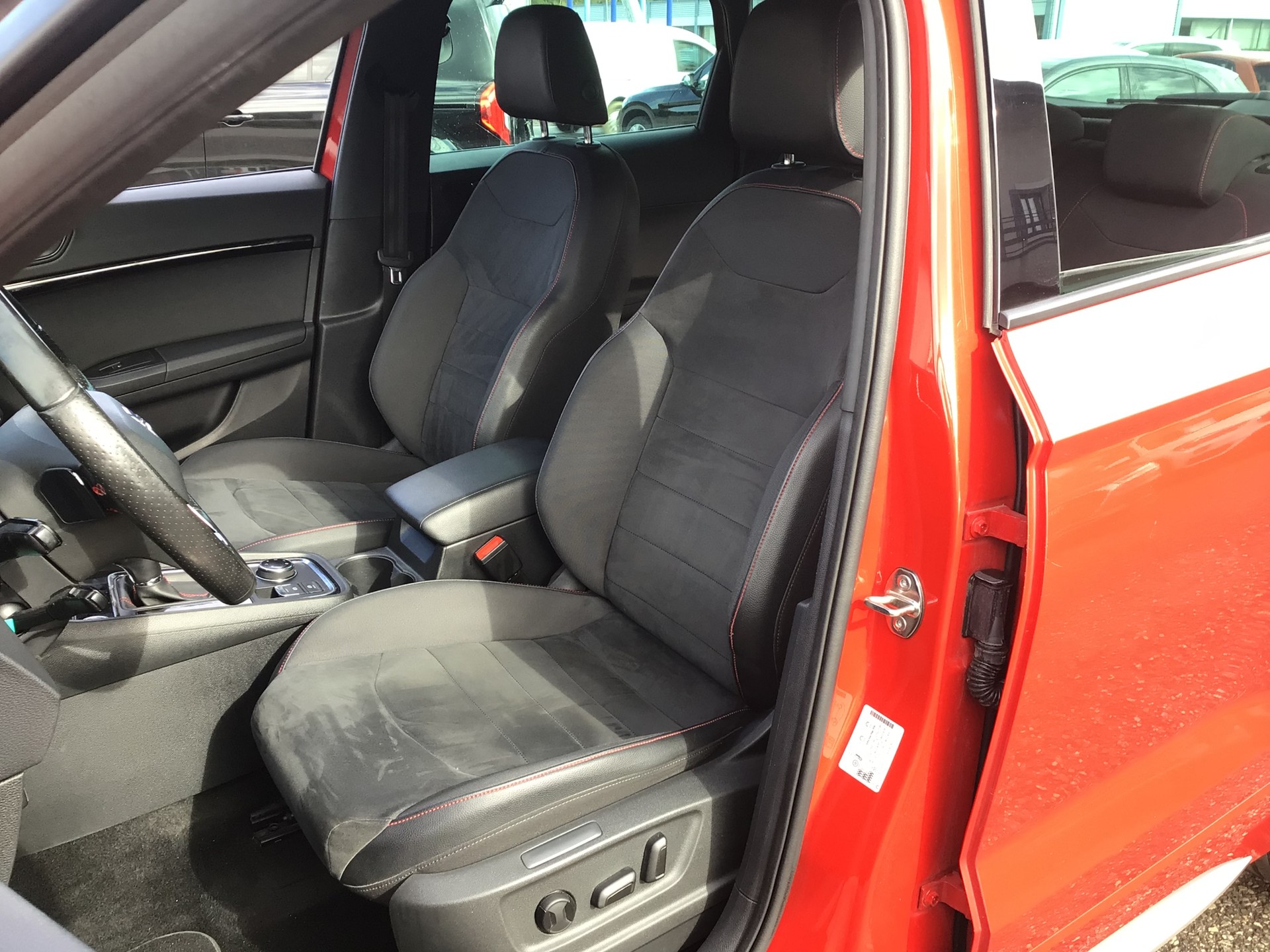 SEAT Ateca 2.0 TSI FR 4Drive DSG-image-8