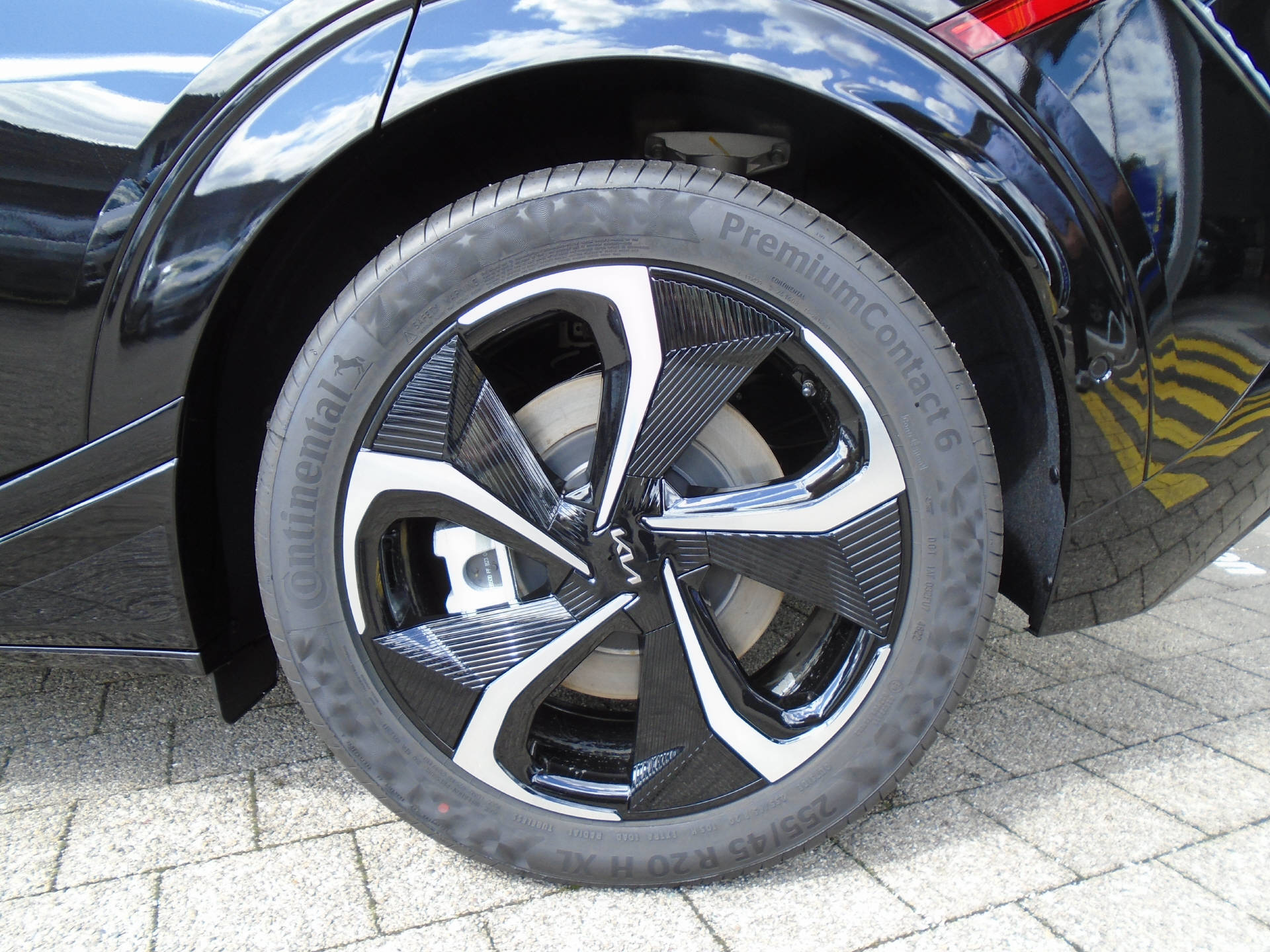 KIA EV6 77 kWh GT-Line 4x4-image-9