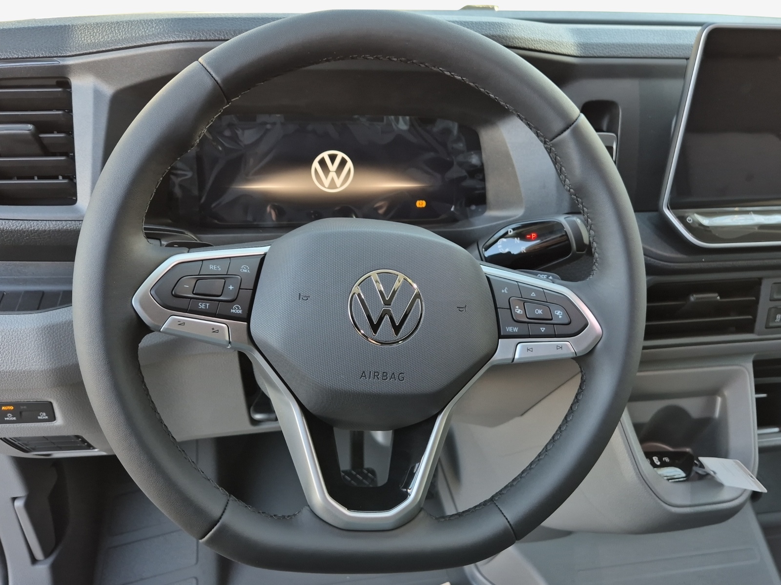 VW Crafter 35 2.0 BiTDI L3 HD A-image-9