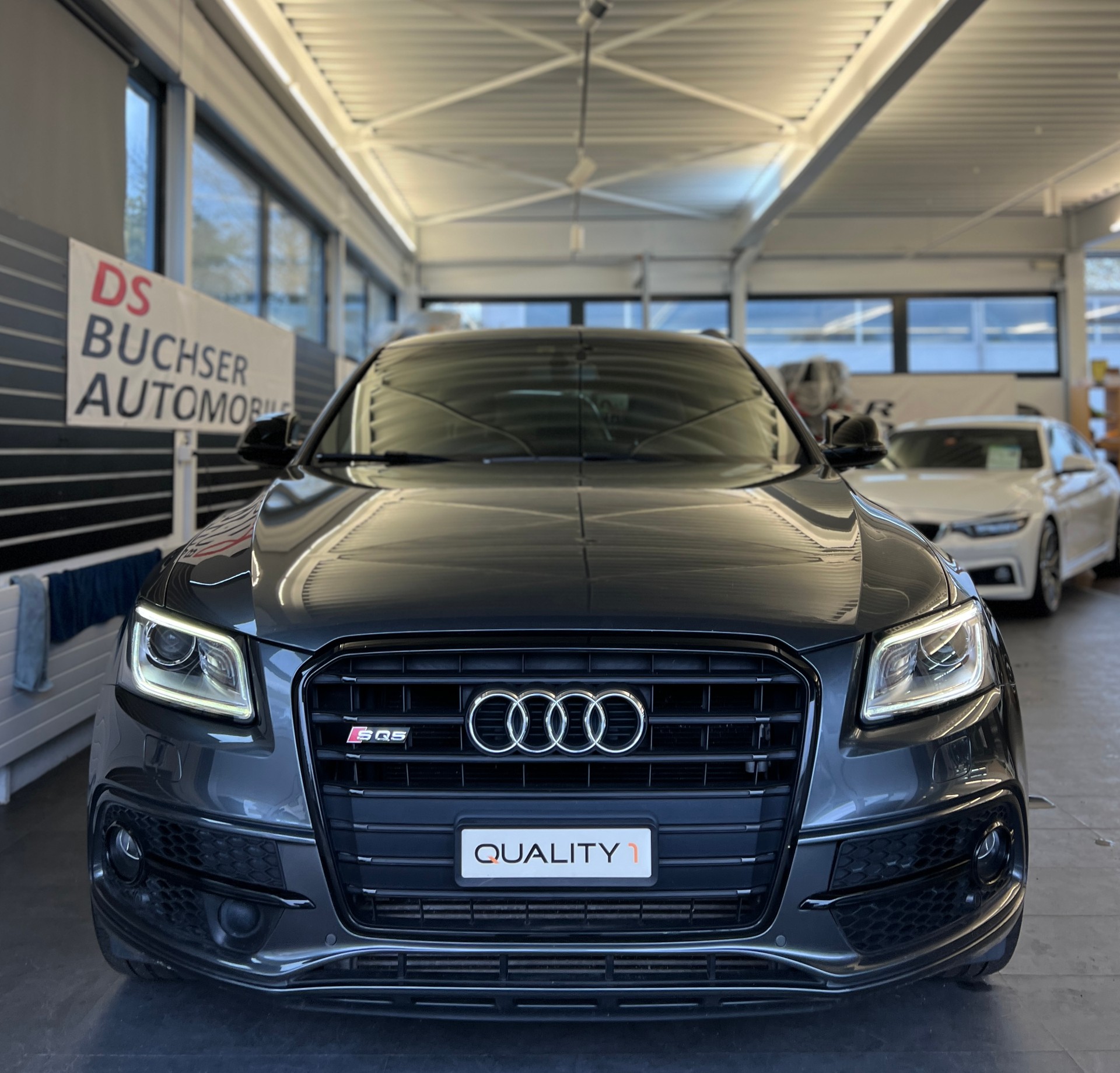 AUDI SQ5 3.0 TDI plus quattro tiptronic-image-2