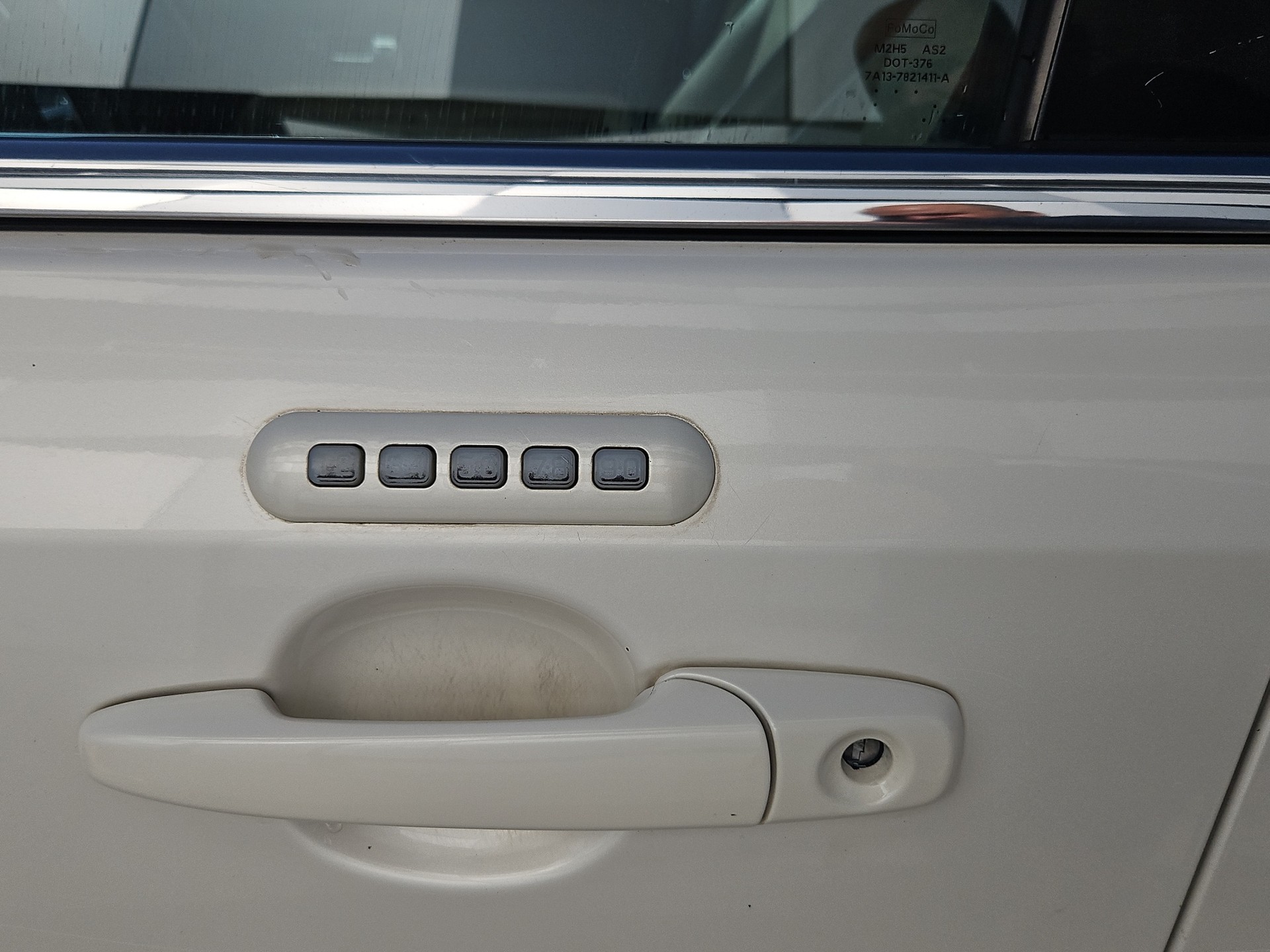 FORD EDGE-image-9