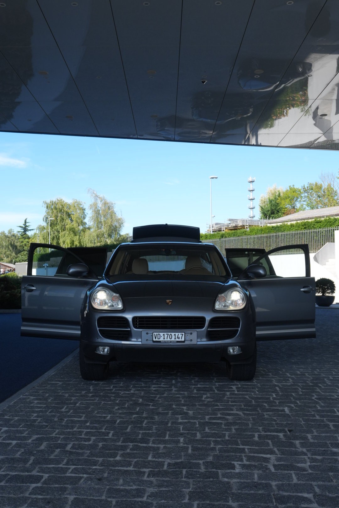 PORSCHE Cayenne-image-3