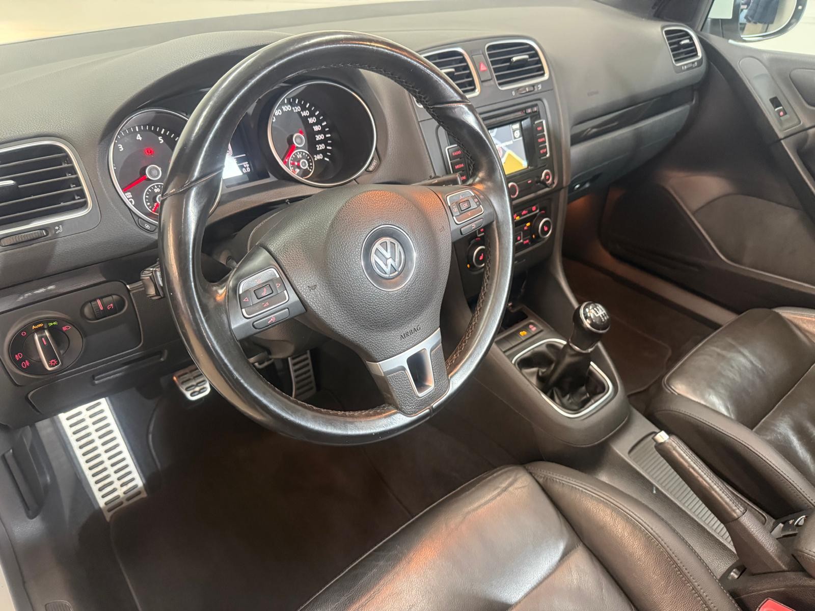 VW Golf Cabrio 1.2 TSI BMT Whiteline-image-9