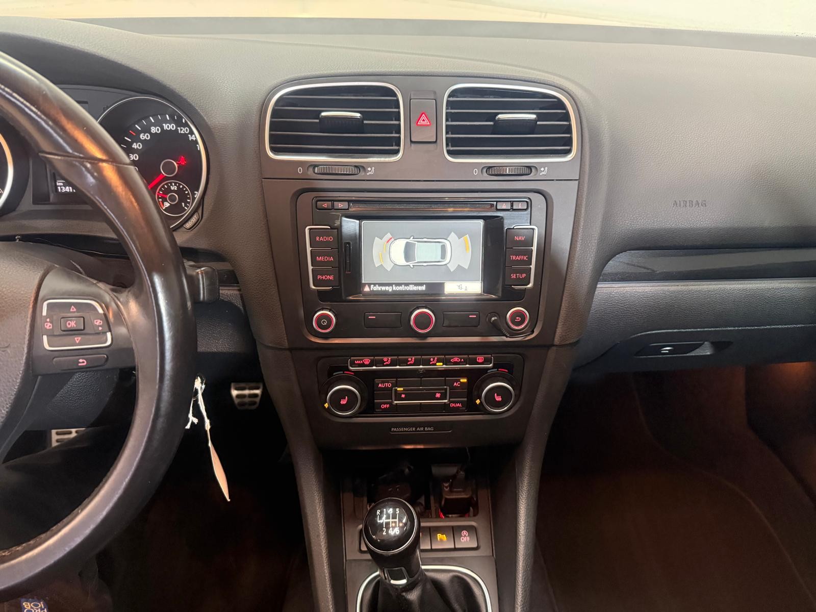 VW Golf Cabrio 1.2 TSI BMT Whiteline-image-17