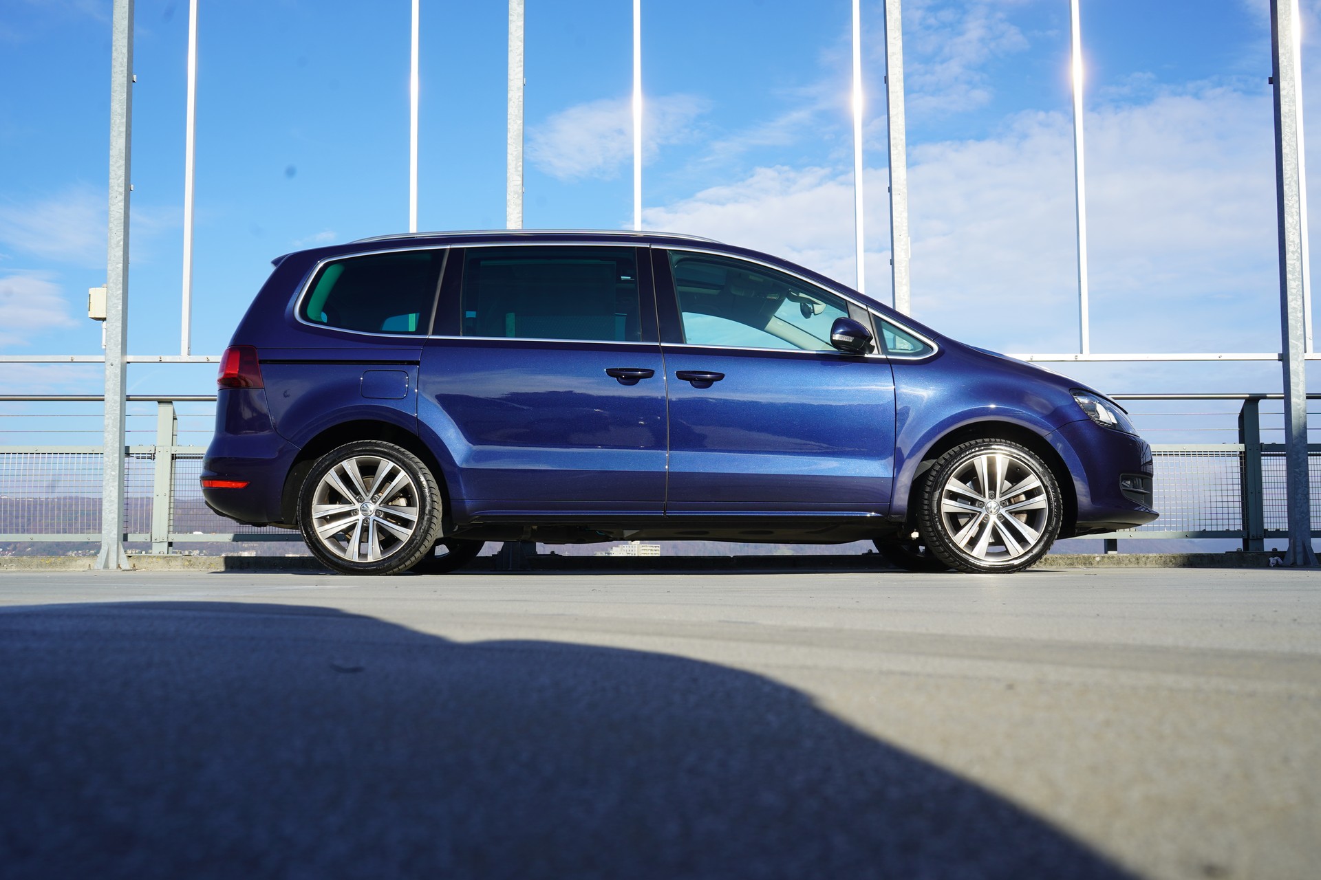 VW SHARAN 2.0 TDI BMT HIGHLINE SPORT 4MOTION DSG l 184 PS-image-2