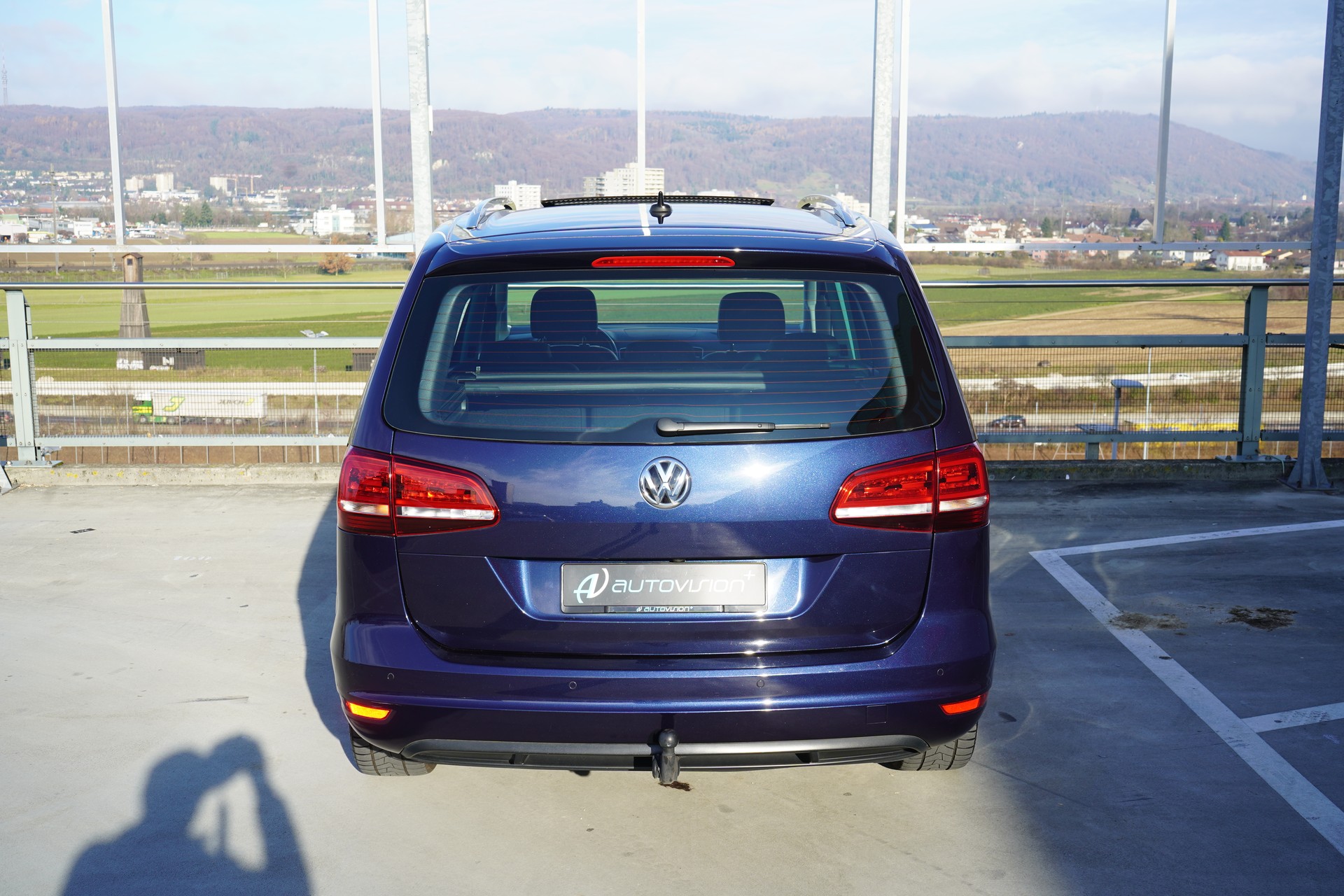 VW SHARAN 2.0 TDI BMT HIGHLINE SPORT 4MOTION DSG l 184 PS-image-18