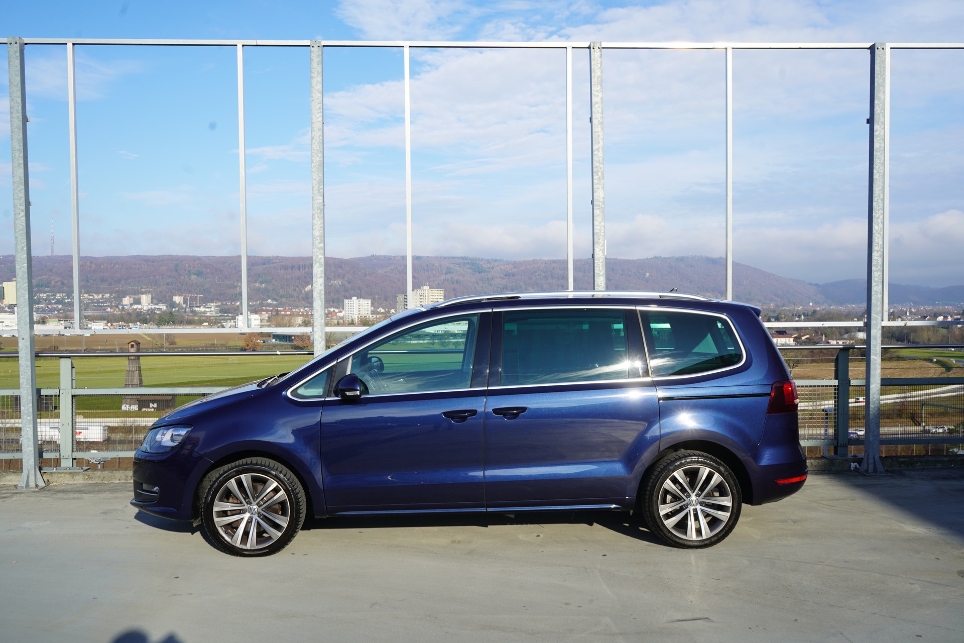 VW SHARAN 2.0 TDI BMT HIGHLINE SPORT 4MOTION DSG l 184 PS-image-5