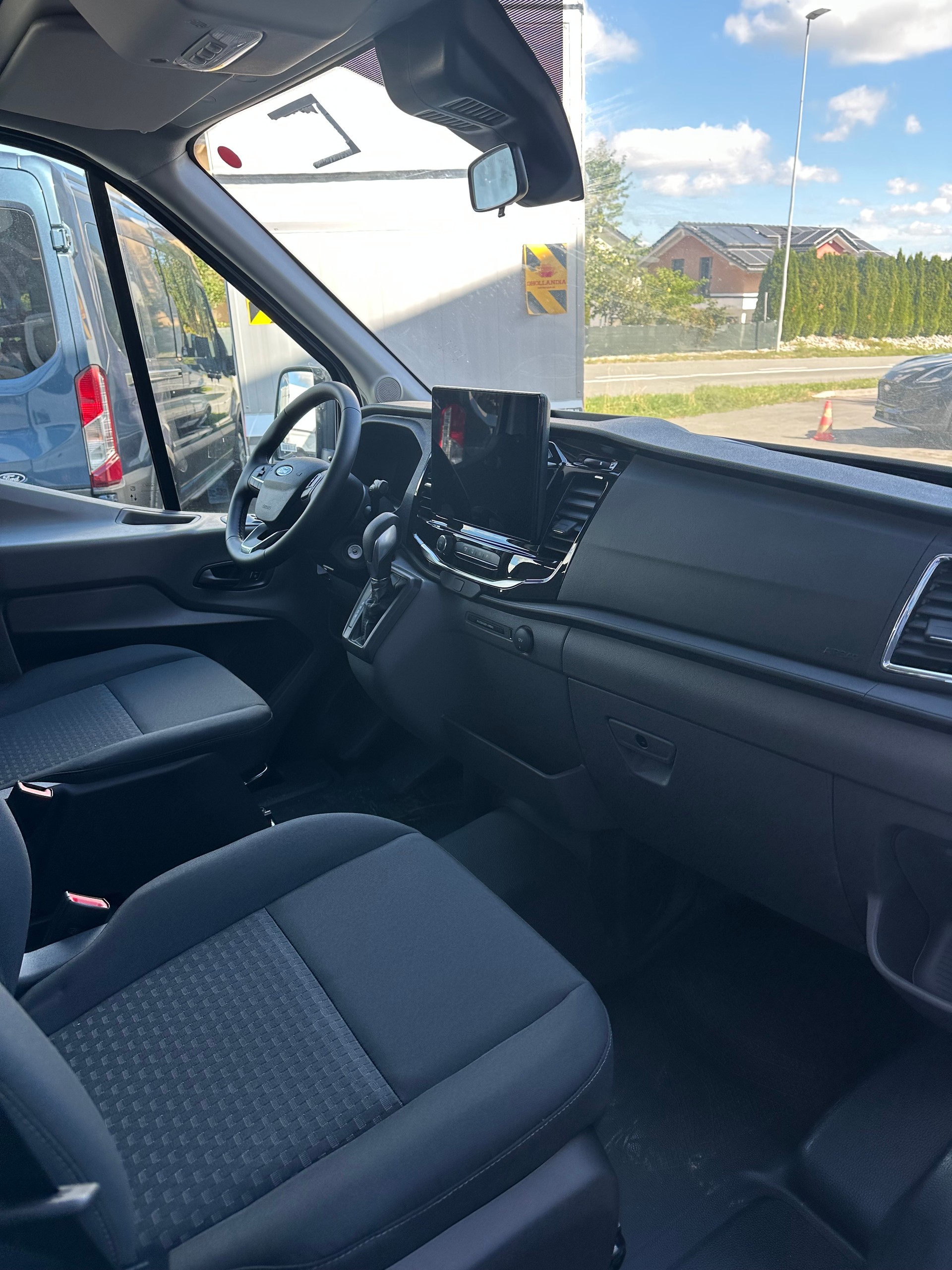 FORD Transit dcab.-ch. 350 L3 2.0 E Trend/170CV/Aut.ARR-image-10