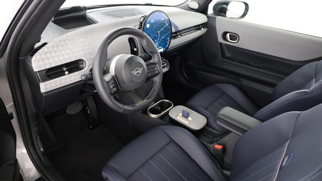 MINI Cooper S Cabrio-image-16