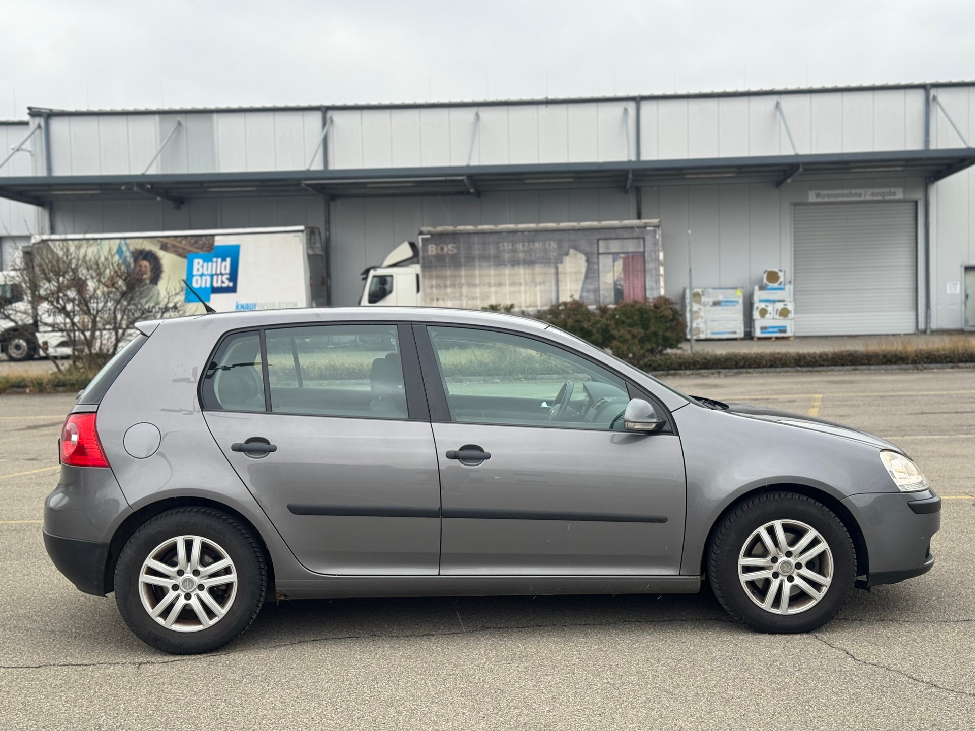 VW Golf 1.9 TDI Trend Edition Automatik-image-3