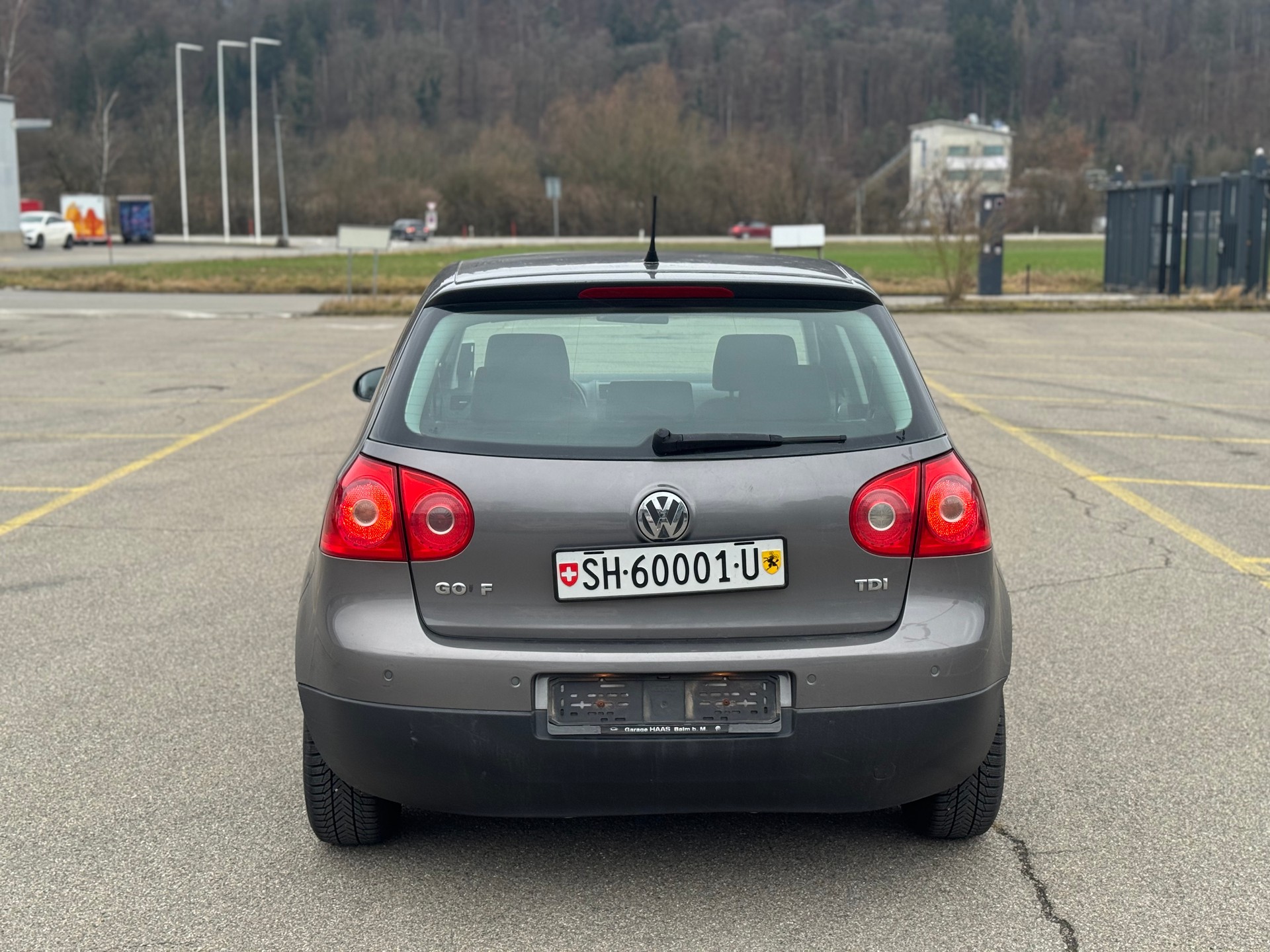 VW Golf 1.9 TDI Trend Edition Automatik-image-5