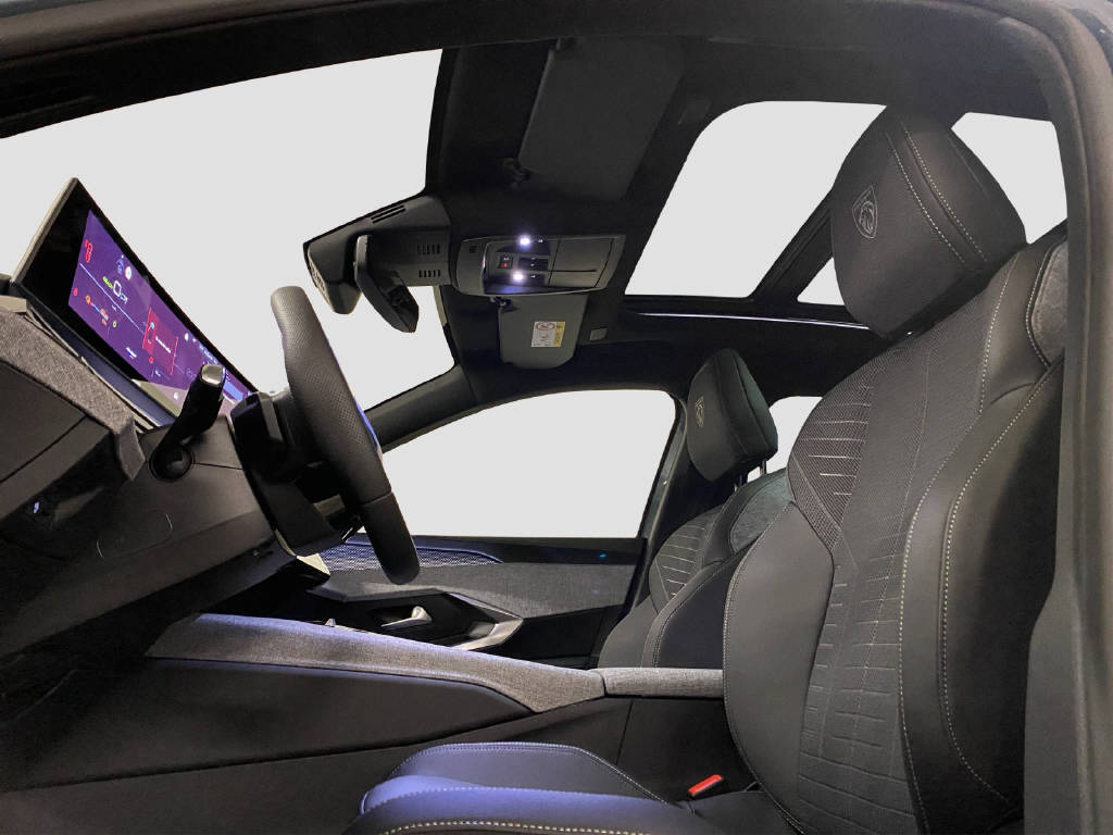 PEUGEOT 3008 e-GT-image-6