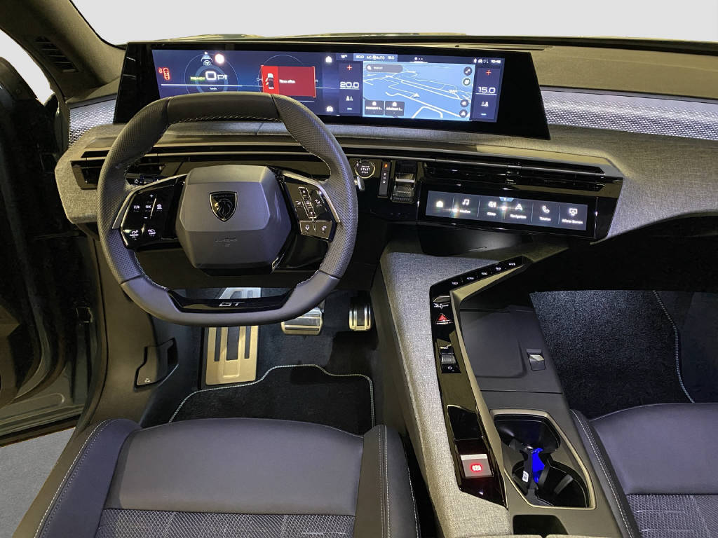PEUGEOT 3008 e-GT-image-9