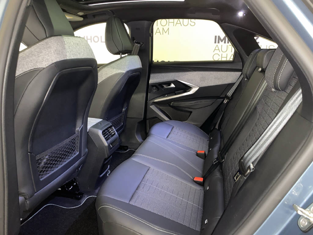 PEUGEOT 3008 e-GT-image-16