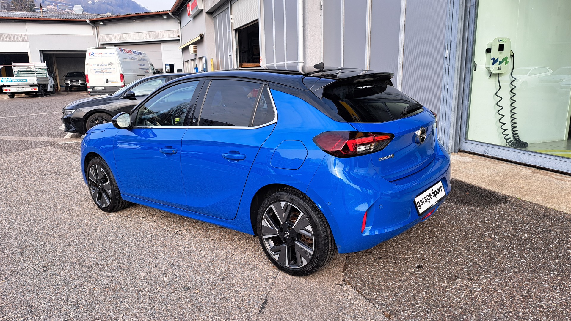 OPEL Corsa e-Elegance-image-4