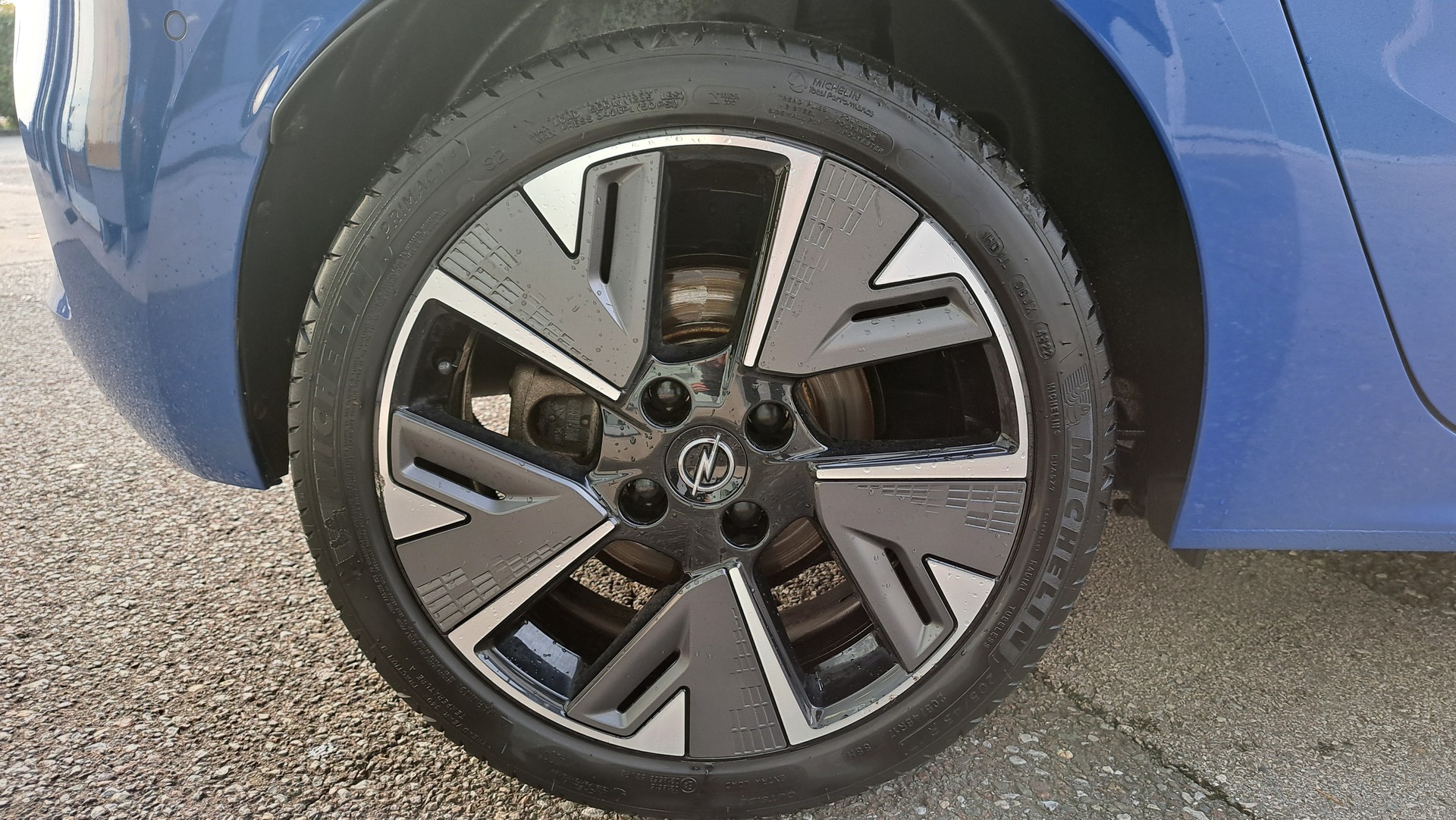 OPEL Corsa e-Elegance-image-8