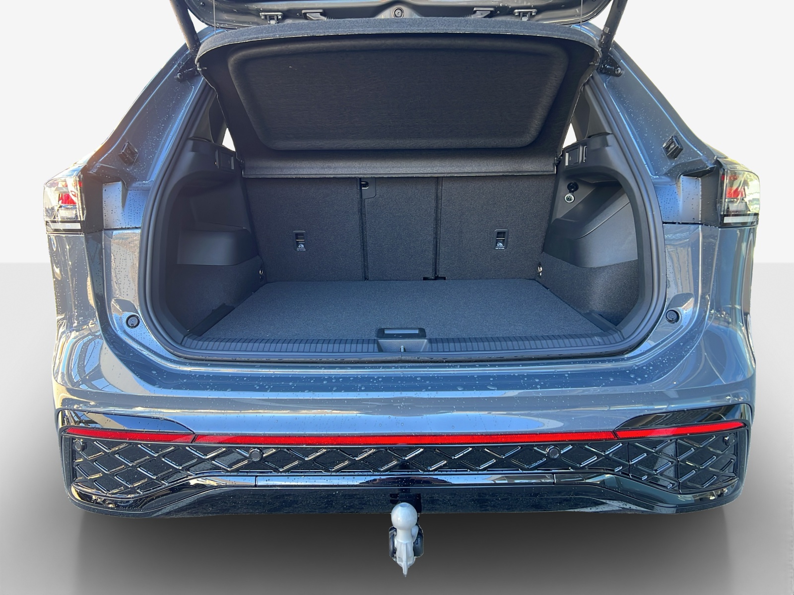 VW Tiguan 2.0 TSI DSG R-Line 4Motion-image-13