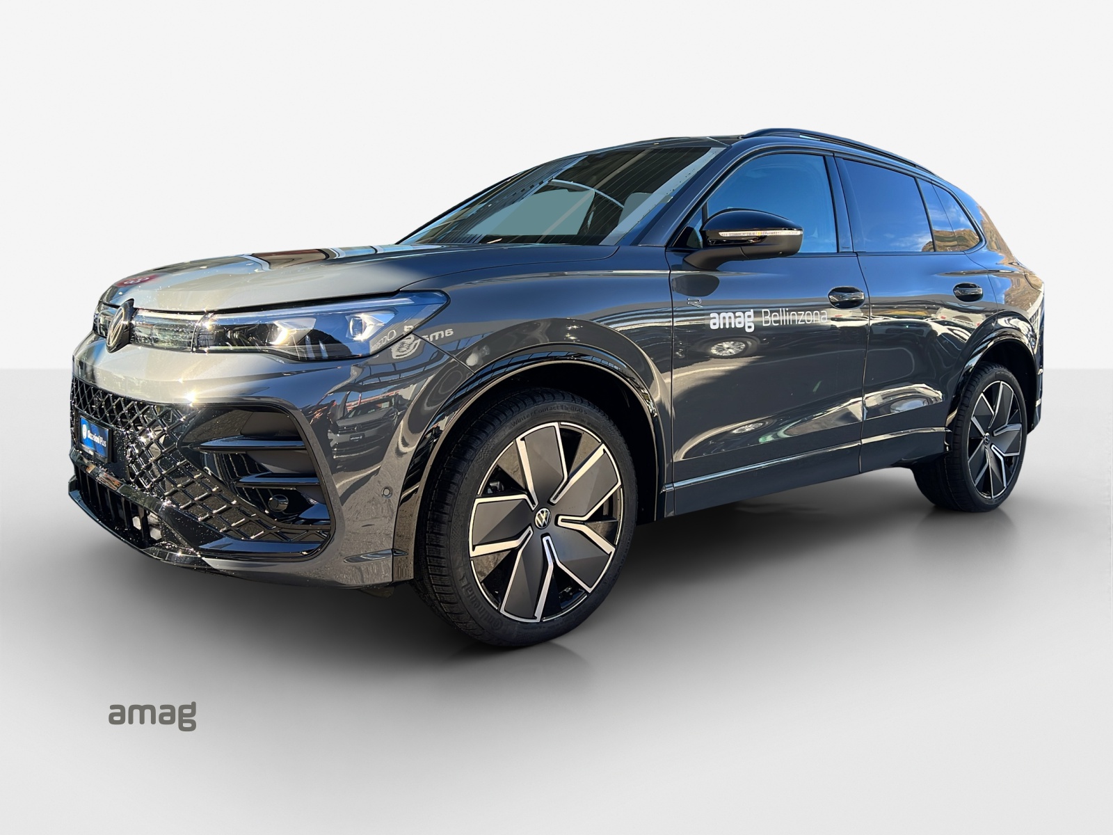 VW Tiguan 2.0 TSI DSG R-Line 4Motion-image-0
