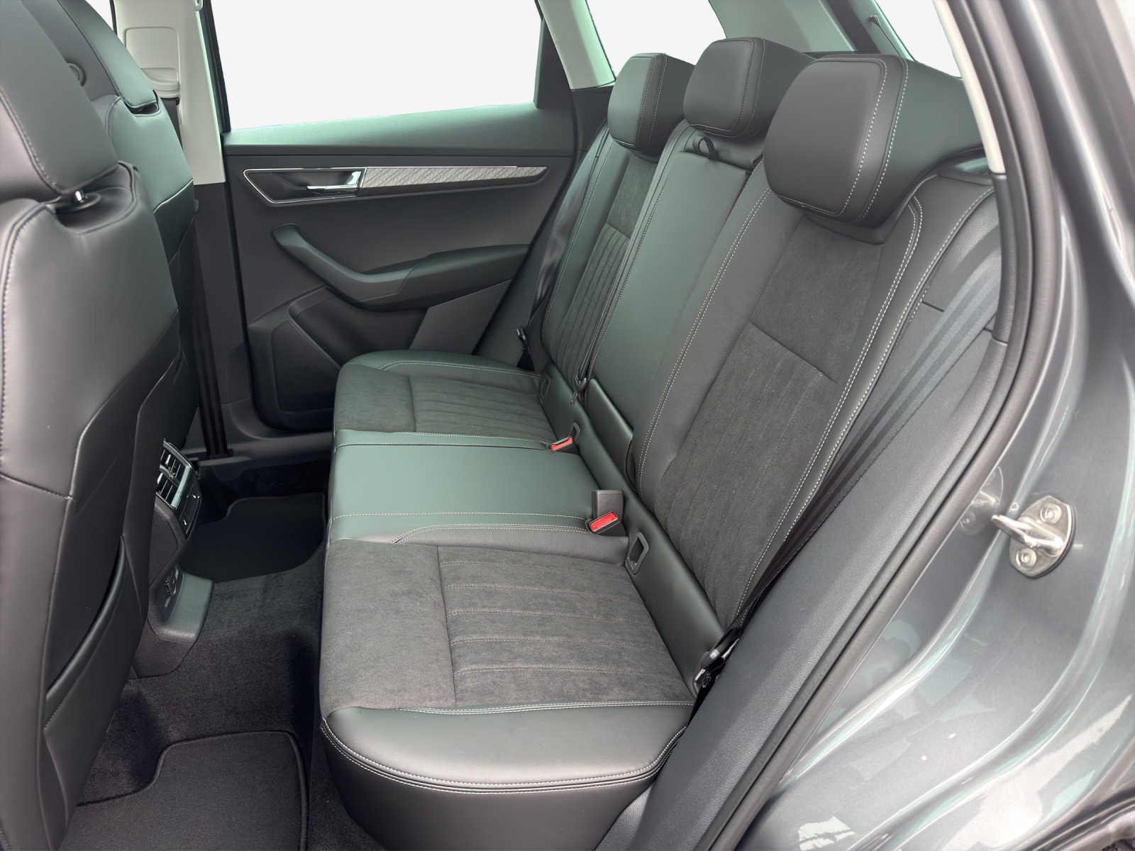 SKODA Karoq DY 1.5 TSI 150PS 7DSG-image-11