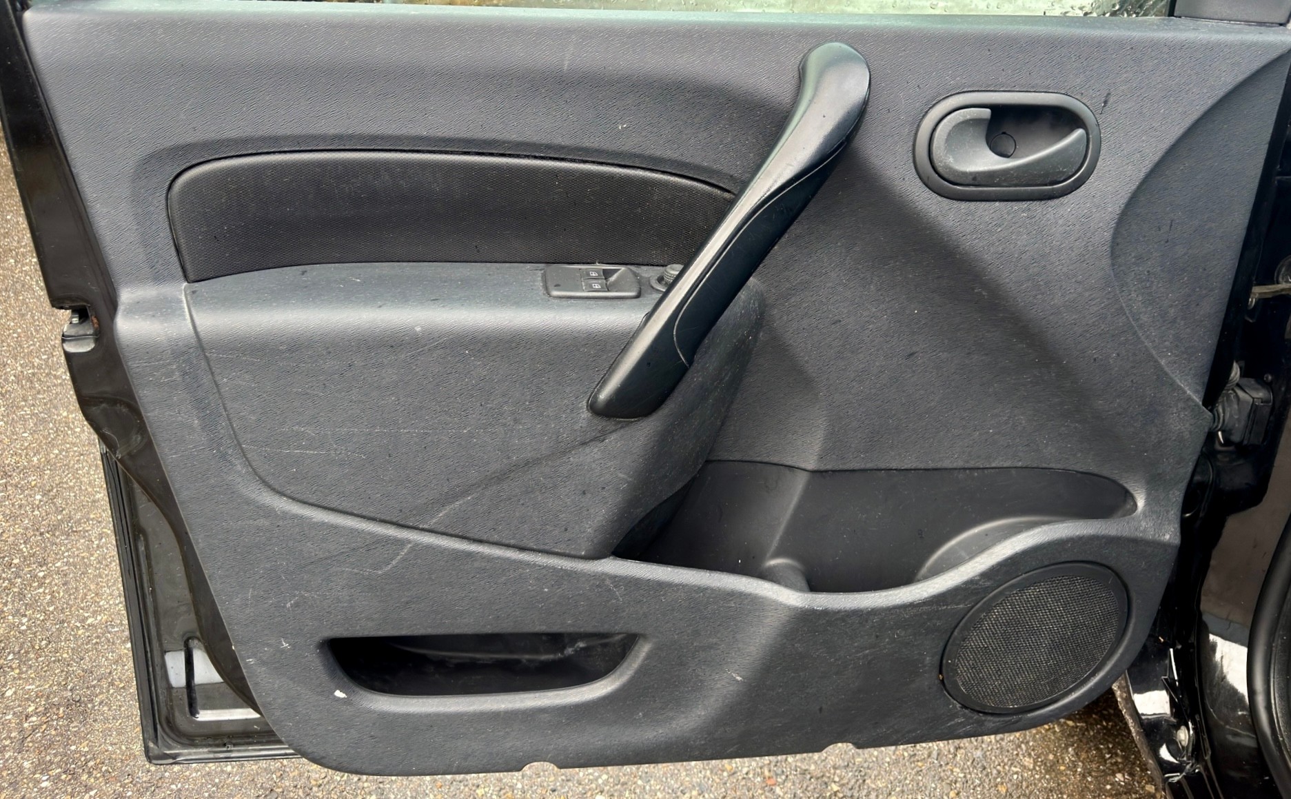 RENAULT Kangoo Maxi dCi 115 ENERGY Business 6 gang, Klimaanlage, Nutzlast 670 Kg, Tempomat, PCD, 12m Garantie-image-10